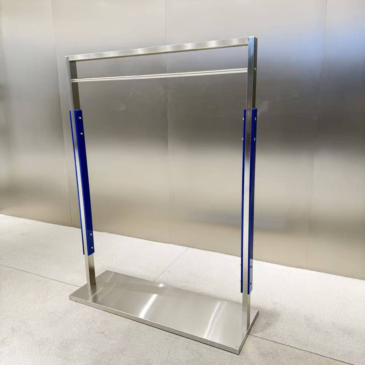 Blue acrylic display stand
#ClothingDisplay #GarmentRack #RetailDisplay #ClothingStore #BoutiqueDisplay #ShopFittings #ClothingRack #Mannequin


**إذا كنت صاحب هذا الإعلان وتريد حذفه لأي سبب، رجاءا أرسل رسالة إلى الدعم الفني**