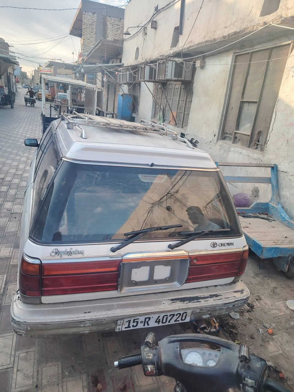 بيع مستعجل 
كراون ارنب استيشن للبيع  
موديل 1991 
مكفوله من ضربه والصبغ والنقل جثه واصوليات والعيب الشرعي ماعدا الذيل الي بصفحه الايمن  خياس قليل جدا فد اصبعين مثل ماموضح بصوره  رقم جديد انكليزي انبار مشروع وطني وبسمي مداور ثاني يوم.سنويه مجدده
  داخله هزه 
تبريد ثلج ويه السويج حداديه جديده تخم تاير 
اخوان السياره جاهزه اترايك للفاو
الصور هسه اخذتهن ونشرت مو قديمات سياره احلا من صوره تجي واتشوف بعينك 
  سعر 68 وبيه مجال تجي واتشوفه وبيك خير وتدلل
مكاني الديوانية قضاء الشامية 
استفسار
 ***********
***********
