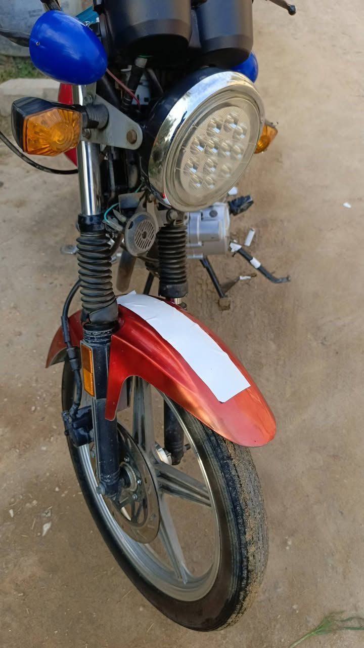 درجه ديون عضم  مديل 19 درجه برغي مامفتوح بيهه  اوراق اوصلي  كلشي شغل كهربيات بيهه شي بصيط بس تشبون  بكليت خلفي  فقط  سعره 880 بيهه مجال بصيط  ***********
