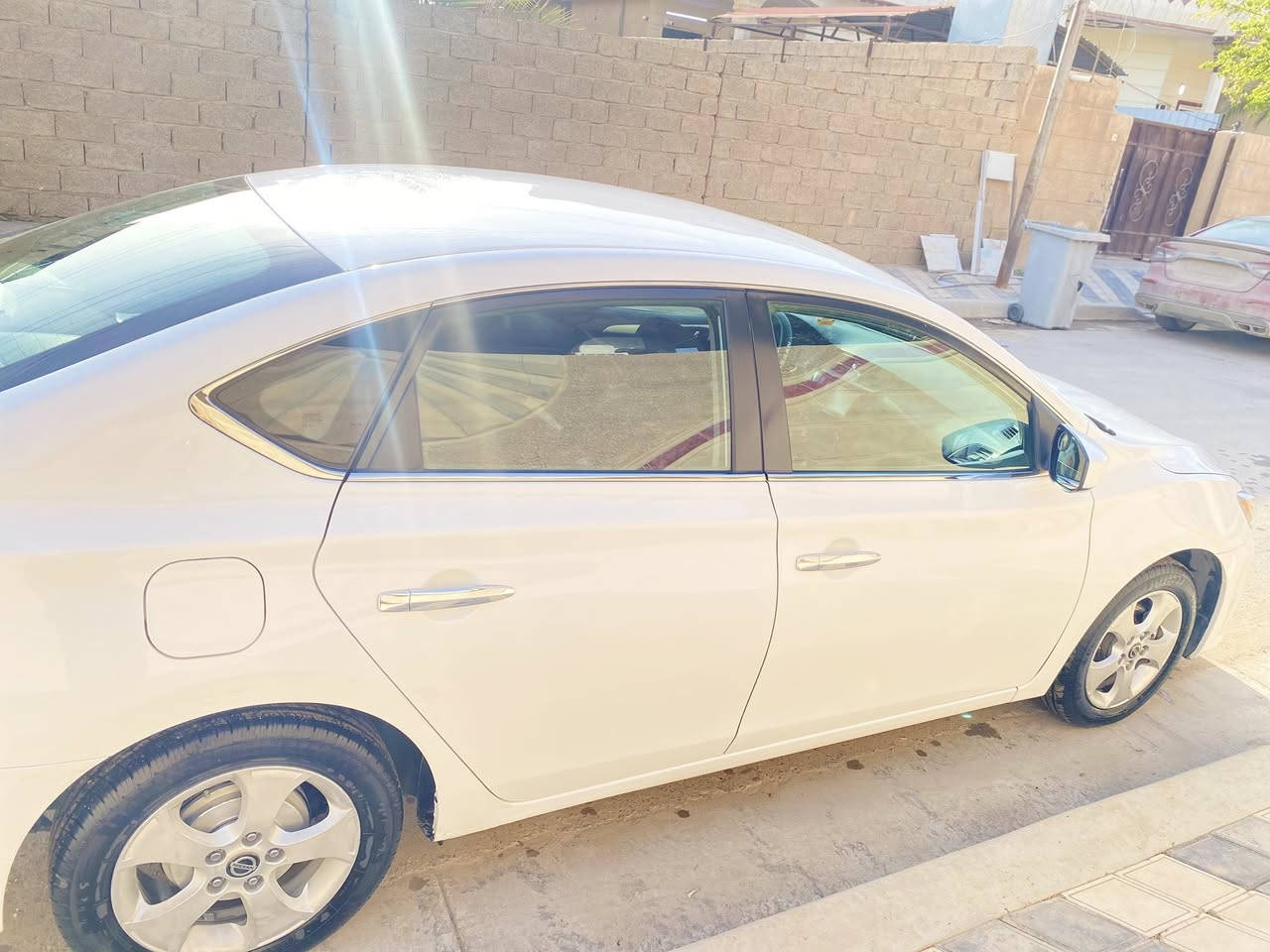 السلام عليكم للبيع نيسان سنترا2019 وارد أمريكي ويل كب تحكم ستيرن شاشة لمس تبريد🥶ثلج + تدفئة ماشيا 110ميل المكان قطعة واحدة فقط الباقي كلو مكفول شرط ( صلاح الدين _ تكريت ) السعر 115 
الرقم ***********
***********
