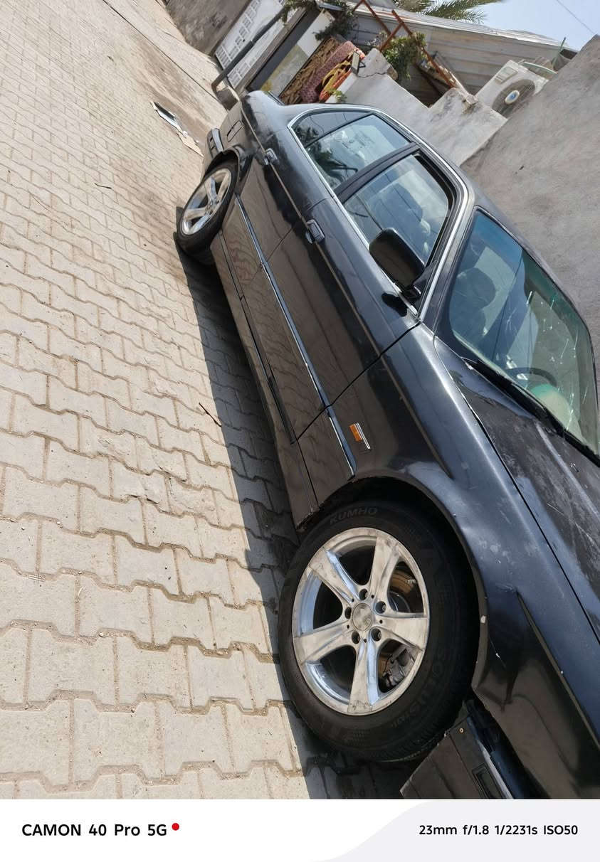 سلام عليكم بي ام 525 للبيع او مراوس سعره 36 بيه مجال رقم نجف تحويل شوكت ماتريد مكينه وكير ديفور جدد مكفول من ضربه عنوان نجف ***********
