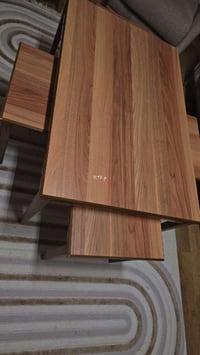 طاولات • ٤ قطع • صغير وكبير