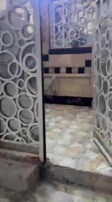 بيت ١١٠م الدوره شارع المصافي الزهور فرع أسواق السفينه للبيع مشتمل معزول مواجر للاستفسار اتصال على رقم ***********
