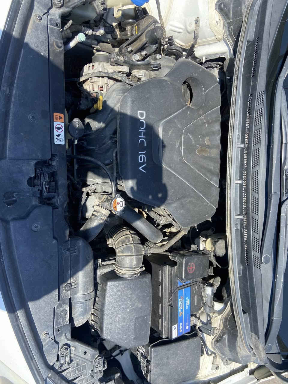 السلام عليكم للبيع كيا سيراتو خليجية موديل ٢٠١٤ رقم أربيل الجديد رقم وهزة وسنوية كلهن جدد باسمنا مكينة ١٦٠٠ دكشن عالي سيارة خير من الله مكينة وكير على البلاد صدر جديد تخم تاير منظومة بانزين مديومة كلها تبريد ثلج سيارة كلشي مناقصها 
بيها صبغ قطعتين اثر جاملغ وباب صفحة اليمنى بدون دواخل 
السعر ١٠٥ ورقة 
مكان سيارة حي العامل 
***********
***********
