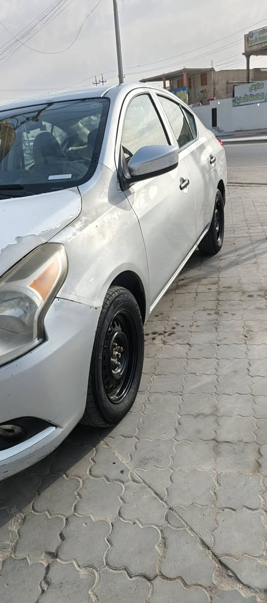 سلام عليكم
نيسان فيرسا موديل ٢٠١٩
كير عادي 
سياره جانت معوقين وصاله ٦ اشهر من صارت حره 
مكينه جديده 
حداده جديدة
تخم تاير 
وارد امريكي ضربته جاملغ وبنبد ضربته خارجيه
سياره مكفوله من ضربه القويه وصبغ 
سيارة جاهزه ربع دينار ما ذب عليه 
رقم الهاتف ***********
السعر ٨٥
