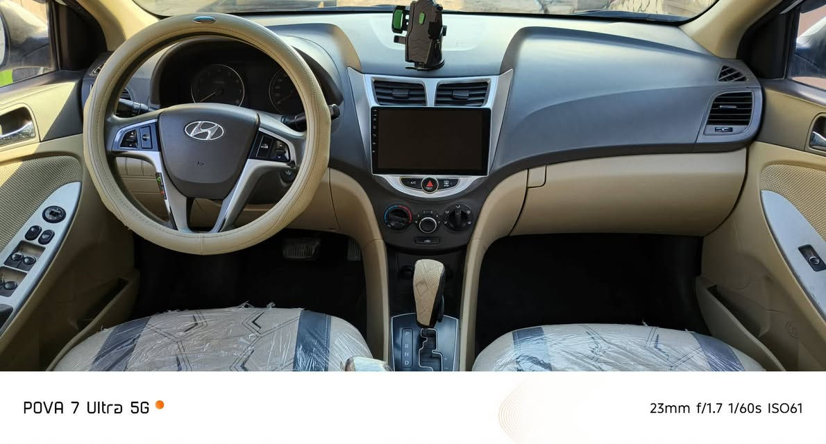 السلام عليكم اكسنت ٢٠١٢ فول مواصفات عدة الفتحه ٥ ويل كب ظررها ربع جاملخ وربع بوند مسويلها ادامة كامله ماناقصها كل شي اني صاحبها سنوية جديدة وهزة جديدة شرط التحويل  سعرها ١٠٨ للاستفسار الاتصال على الرقم ***********
