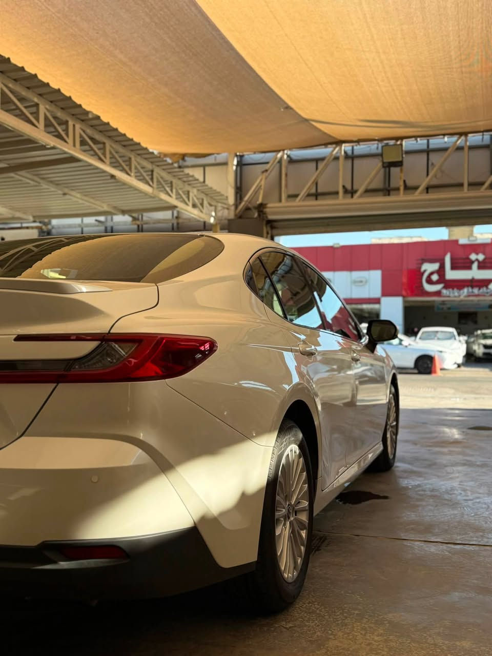 السلام عليكم كامري 2025 وكالة ساز ماشيه ٩٠٠٠ الف كيلو (بانزين) مكفولة كفالة عامة من كلشي رقم بغداد بعدها بضمان الشركة اخوان السيارة جديدة جدا سعرها 280ورقة وبيها مجال جدا بسيط مكانها بغداد حي الجامعة او البياع
***********
