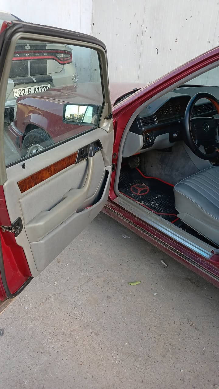 مرسيدس دب للبيع رقم بغداد بسمي مشروع وطني موديل ٩١ كير محرك بطه ديلكو تبريد وتدفئه بدون ضربه وسعر ٨٠ وبيها مجال واي استفسار *********** مكاني كركوك
