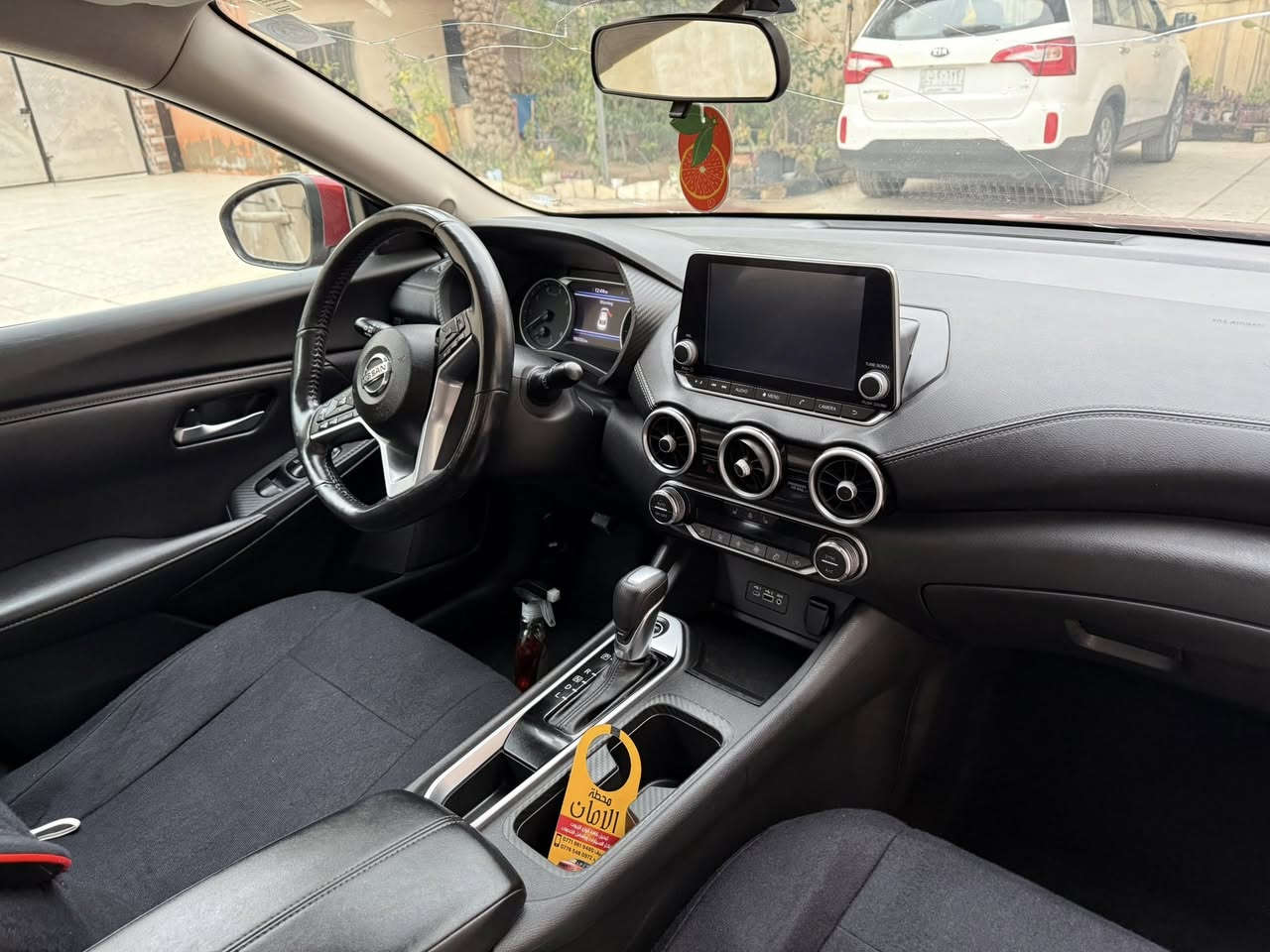 نيسان سنترا 2022 معوقين  للبيع  أو المراوس
استخدم شخصي ع أيدي من اول يوم دخولها سيارة خير من الله SV مواصفتها معروفة بصمة ويل كب رادار امامي خلفي جانبي تدفئة بالكشن تدفئ بالدوكة مال ستيرن تحديد مسار توقف ذاتي سيارة بيها هواي مواصفات بعد 
ضررها بنيد بس مبدل بقية السيارة كير مكينة تبريد حدادية خير من الله 
السعر 132 وبيها مجال 
الاتصال ***********
