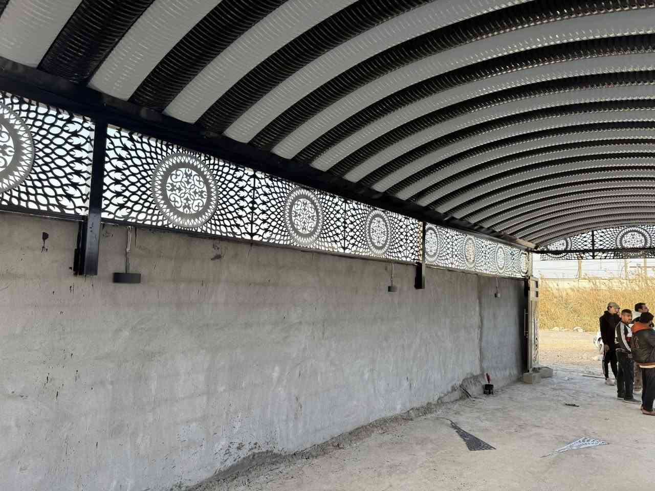 جانب من عملنا في بسمايه وتم انجاز السقيفه ونشكر كادر شركه الفرات ومن ألله التوفيق سعر المتر (22)
***********
***********
