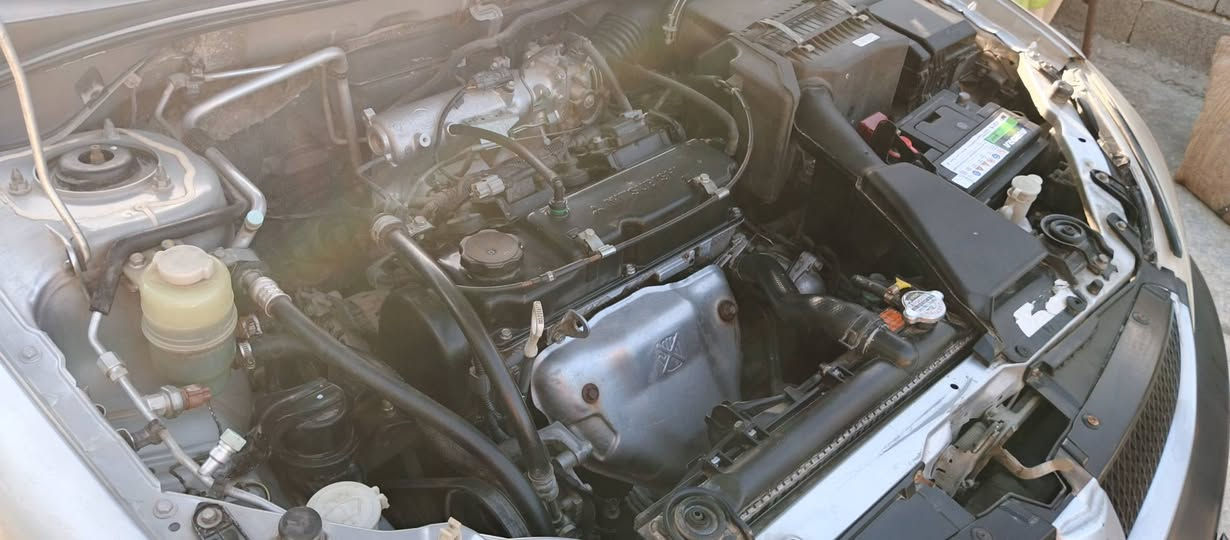 لانسر موديل 2010 جديد عد صبغ قطعتين بنيد وجاملغ سيارة حلوه ونصيفة ماشية 138 تبريد وتدفئة كير اوتماتيك محرك اسود 1600 صدر حديثا السعر 85 مع مجال قليل بغداد الرصافة الجسر الفرنسي قريب على حي البتول 
***********
