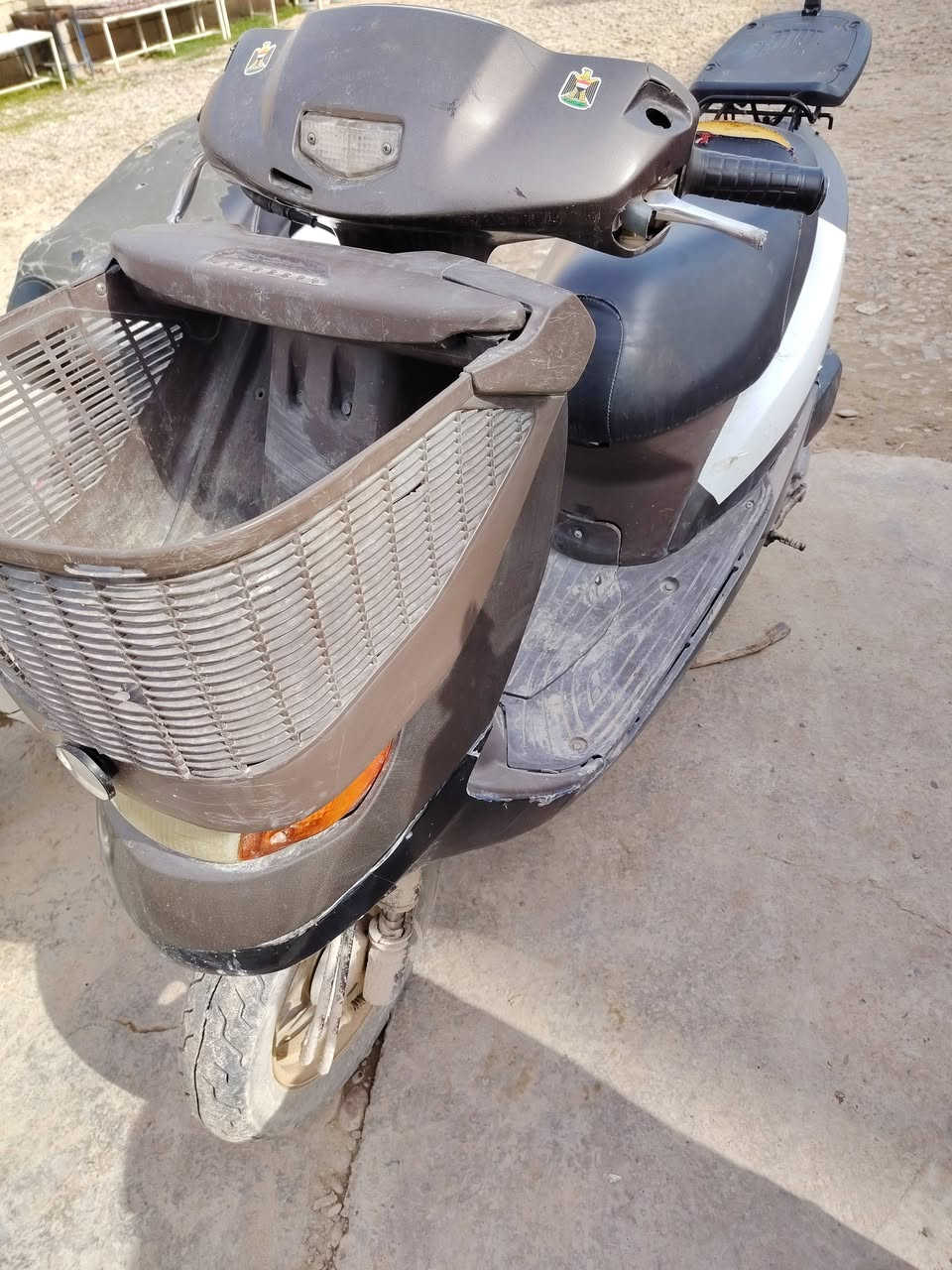 ابو السلة نوزل مكينة كلش ناعمة شرط خرسة سعرها ٣٠٠ الف الشراي يتصل ***********
