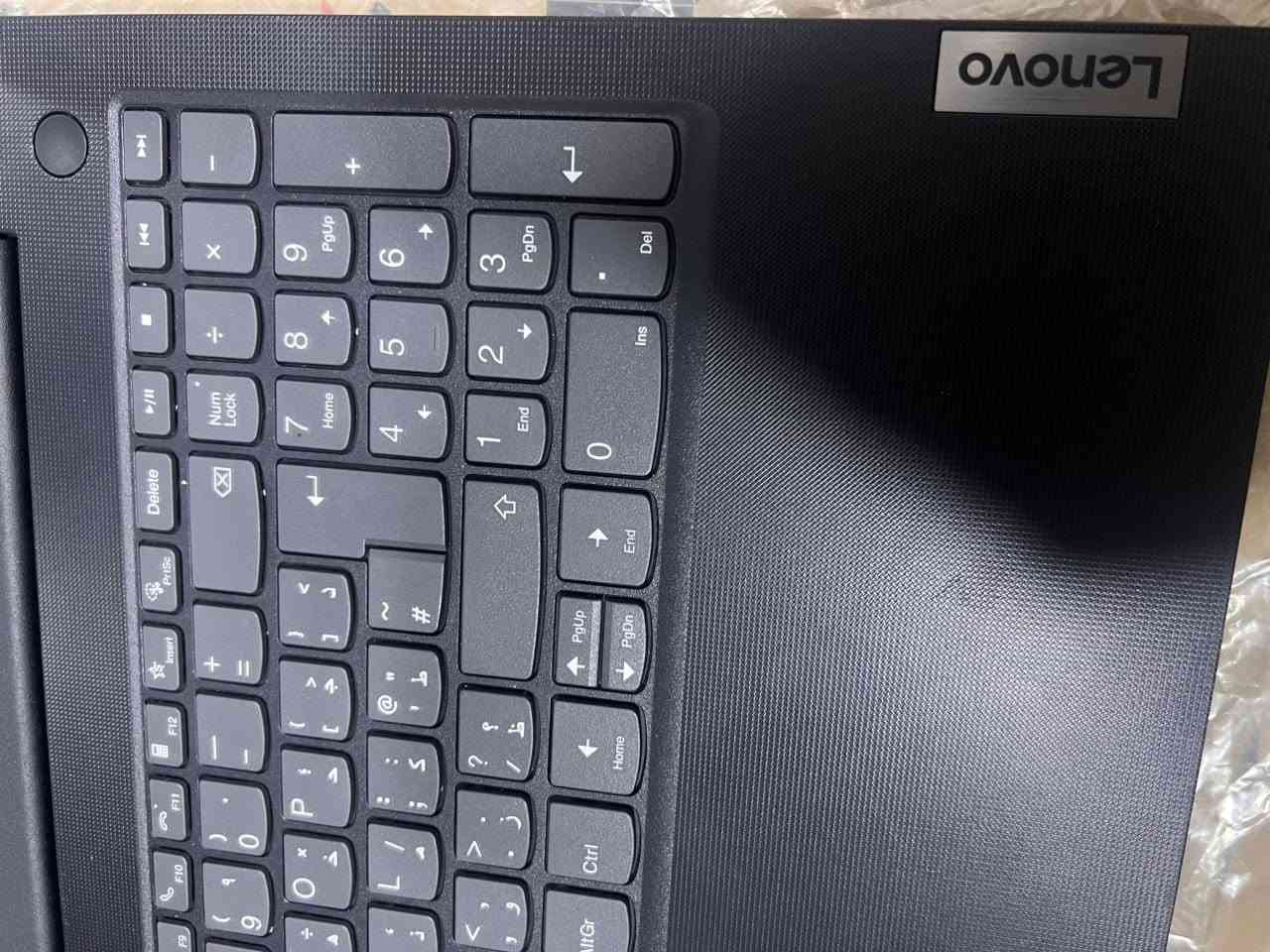 لابتوب للبيع النوع Lenovo مستخدم قليل نظافة 100٪

السعر 400 الف وبي مجال قليل


**إذا كنت صاحب هذا الإعلان وتريد حذفه لأي سبب، رجاءا أرسل رسالة إلى الدعم الفني**