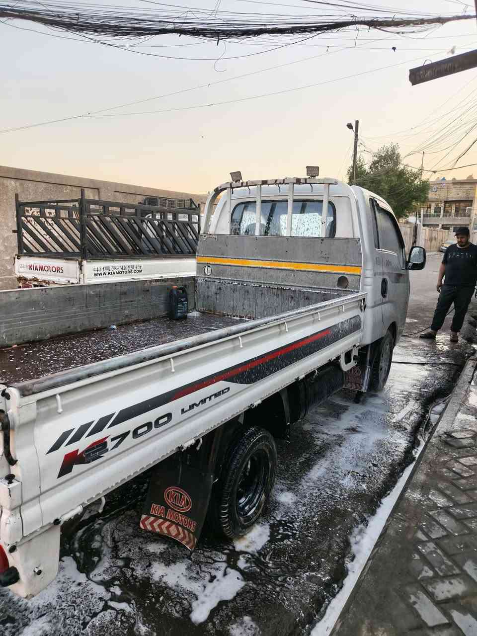 سلام وعليكم كيا حمل 2009رقم بغداد جديد سياره جاهزه على اخر حباية سياره بيه باب سايق وربع بي صبغ فقط أقره منشور واخابر شاصي اكسل مكينه كير مكفول علوان بغداد مدينه صدر قطع واحد رقم ***********
