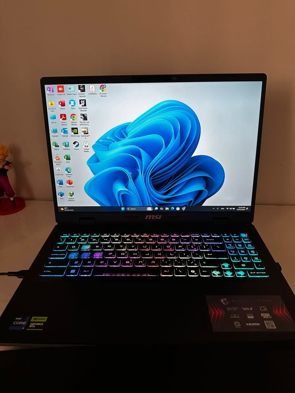 مكلف بالنشر لابتوب اخو الجديدة
� للبيع لابتوب MSI Gaming قوي جداً 🔥

💻 النوع: MSI Gaming Laptop
🎨 اللون: Cosmos Gray

🖥 الشاشة:

 • 16 إنچ FHD+
 • IPS-level
 • Anti-Glare
 • 144Hz

⚙ المعالج:

 • Intel Core i9-14900HX

🎮 كرت الشاشة:
 • NVIDIA GeForce RTX 4060
 • 8GB GDDR6
🧠 الذاكرة:
 • 16GB DDR5 (8GB × 2)
💾 التخزين:
 • 1TB SSD
📡 الاتصال:
 • Wi-Fi + Bluetooth
🖥 النظام:
 • Free DOS (يدعم اللغة العربية)
🔋 البطارية:
 • 65Wh – 4 Cells
✅ مناسب للألعاب الثقيلة، التصميم، المونتاج، والبرامج الهندسية
📍 السعر: (1,750,000) بي مجال بسيط 
مكاني بغداد 

***********
