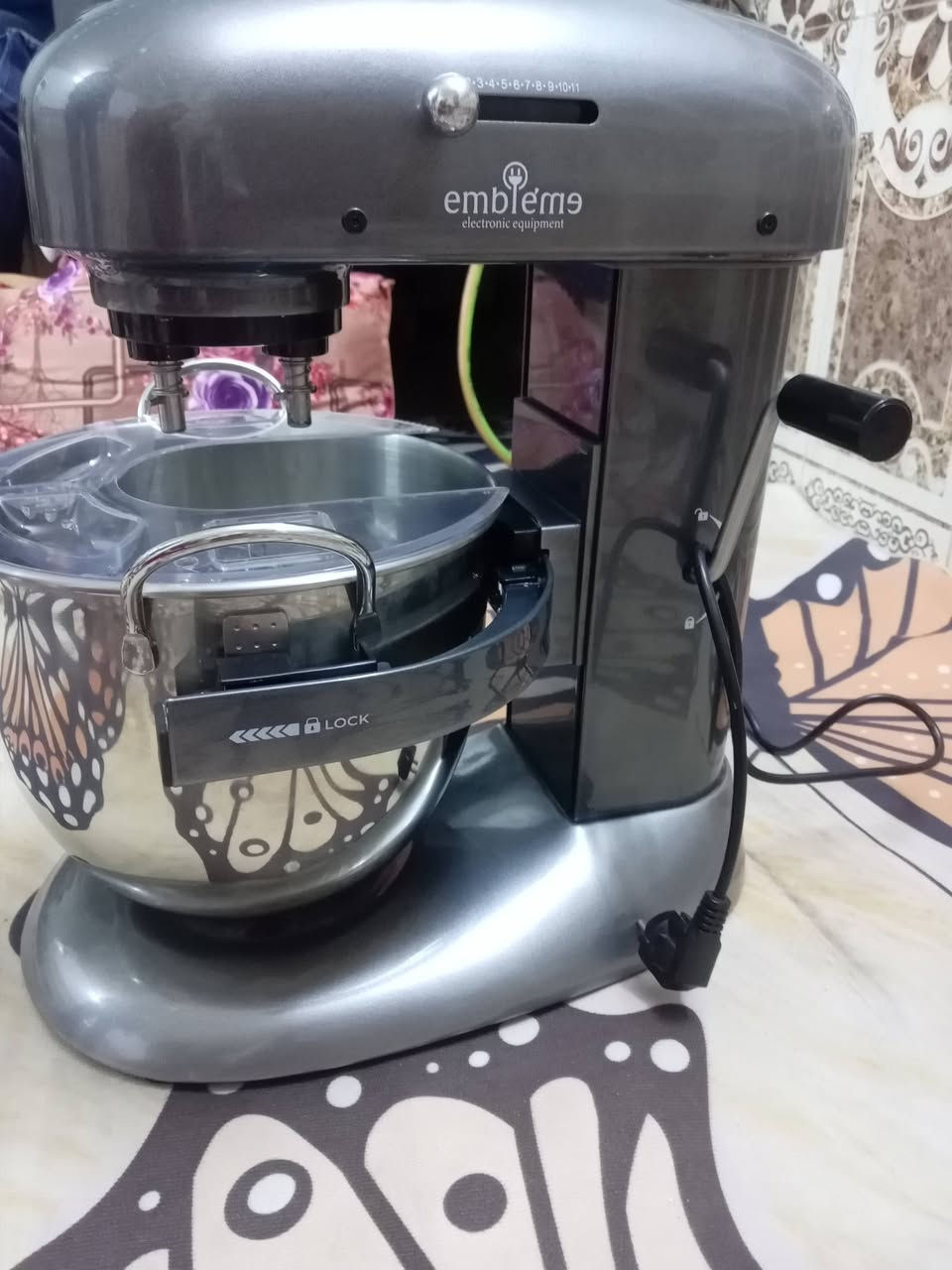 عجانه +خفاقه 8لتر  جديده
مستعمله مرتين بس موجود صورة الضمان سعر 250
العنوان بغداد ابو دشير


**إذا كنت صاحب هذا الإعلان وتريد حذفه لأي سبب، رجاءا أرسل رسالة إلى الدعم الفني**