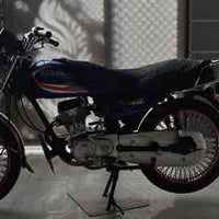 ماطور للبيع اربعه كير تايكر موديل ١٩ بدون اوراق دراجه نضيفه من ناحيه ك...