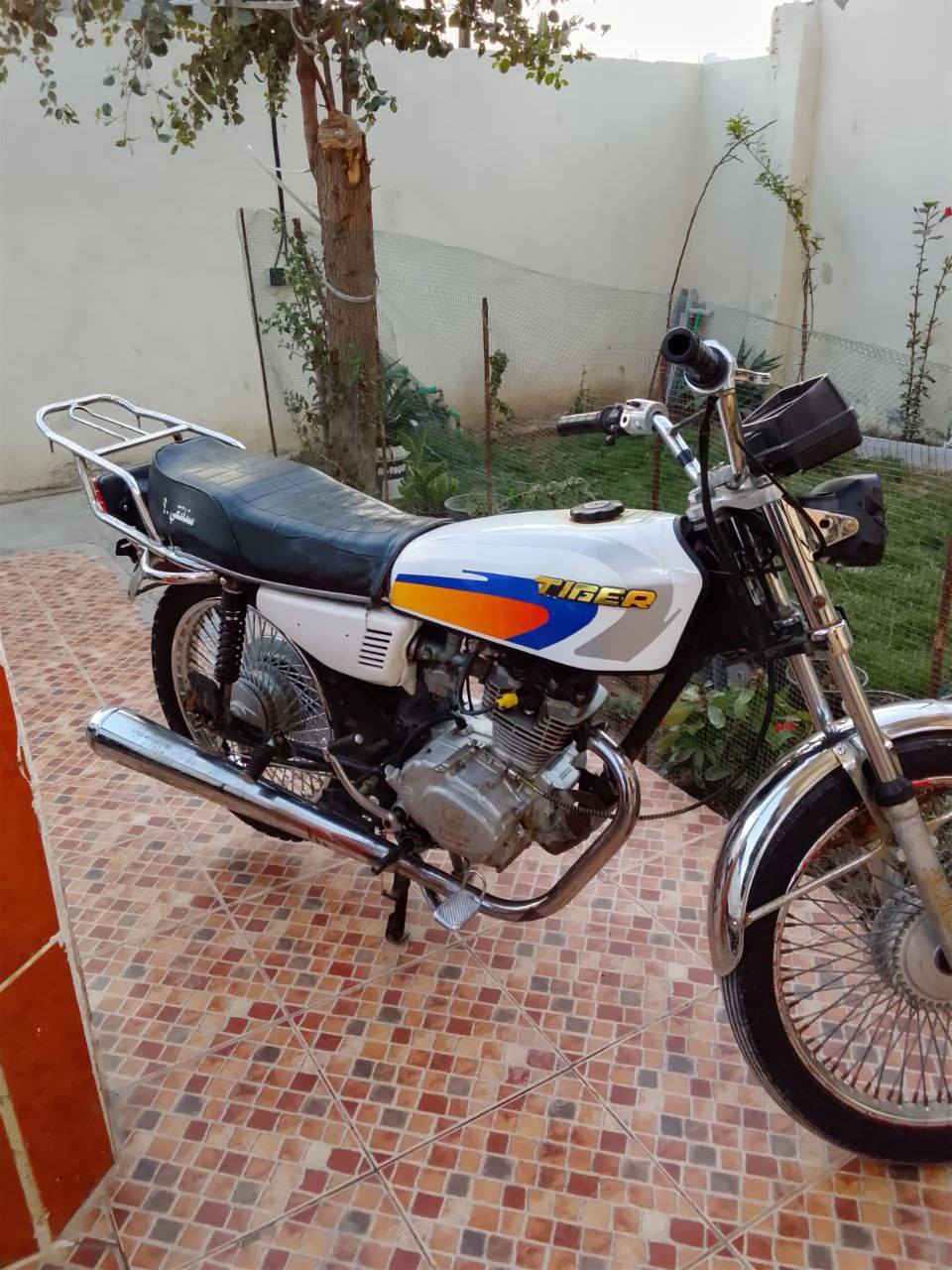 سلام عليكم دراجه تايكر للبيع موديل 2020 دراجه خير من الله مكان بعقوبه -بهرز  سعر 325. ***********
