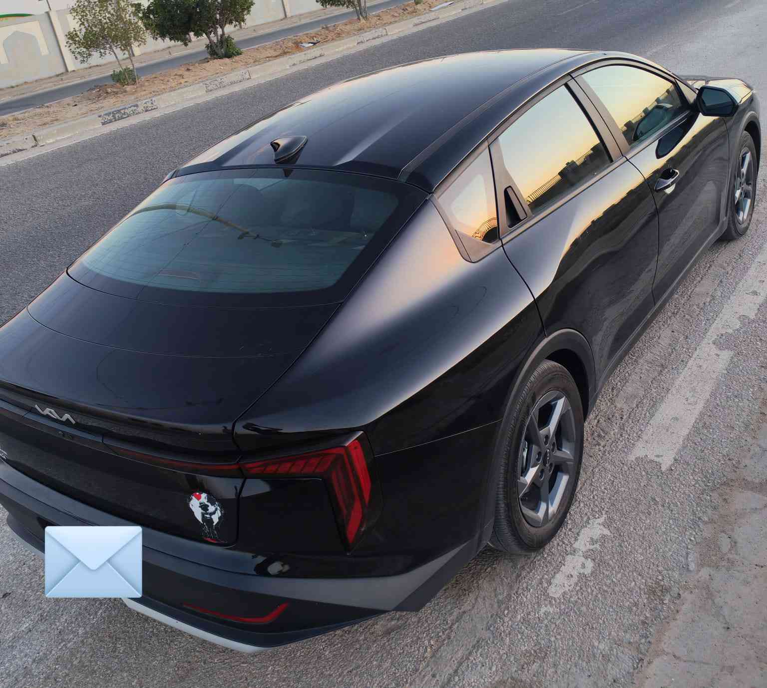 🚘 للبيع | كيا K4 موديل 2025 | فئة Lux 🚘
✨ لون أسود مميز – سيارة شبه جديدة ✨
🔹 عداد: 8000 كم فقط (أخت الزيرو)
🔹 رقم نجف | كتاب شهداء | السيارة باسمي
المواصفات:
✔️ محرك 2000 سي سي – 4 سلندر
✔️ ناقل حركة CVT
✔️ بصمة تشغيل
✔️ شاشة كبيرة 12.3 إنج
✔️ تدعم Apple CarPlay و Android Auto لاسلكياً
✔️ إنارة LED أمامية وخلفية كاملة بتصميم عصري جذاب
أنظمة الأمان والمساعدة:
✅ رادار أمامي مع مكابح طوارئ تلقائية
✅ نظام الحفاظ على المسار والتنبيه عند الانحراف
✅ مثبت سرعة ذكي متفاعل (Smart Cruise Control)
✅ كاميرا خلفية عالية الدقة
✅ حساسات ورادارات خلفية مع تنبيه ومكابح تلقائية عند الرجوع

للاستفسار الاتصال على الرقم

***********

متواجد على الواتساب
