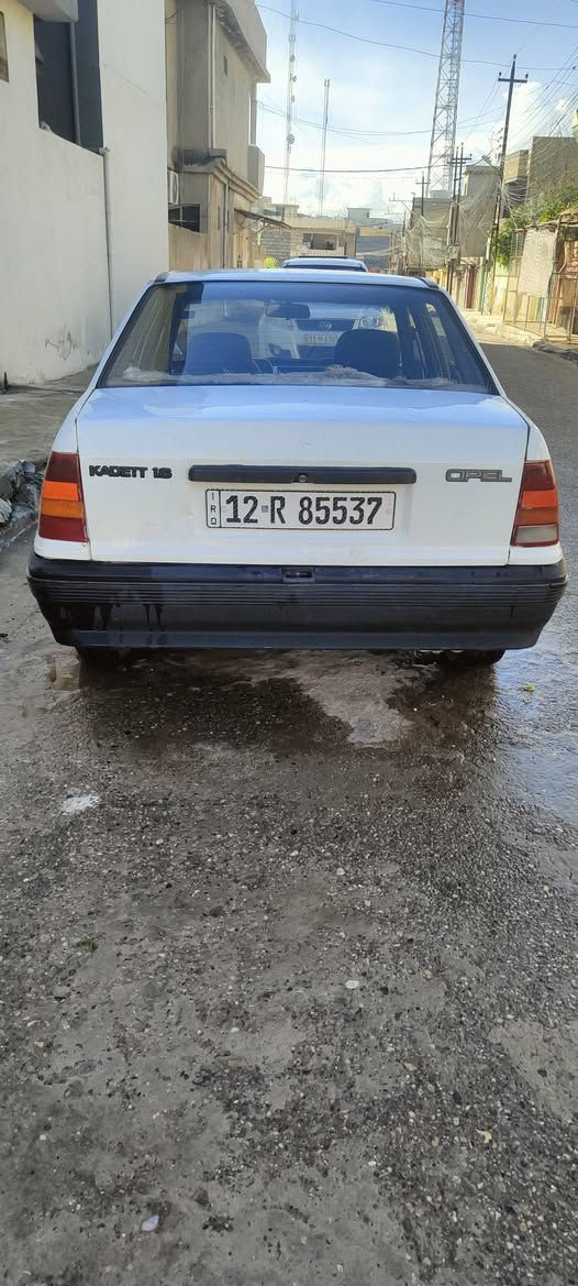 كاديت 16 كير توماتيك شرط
محرك 16 بي أثر نفخ 
رقم نينوى وكالة عامه مطلقه
صاحبها بل موصل 
كابون بانزين ماستر 
الكشر كدام العين 
السعر 29 ورقه 
***********
