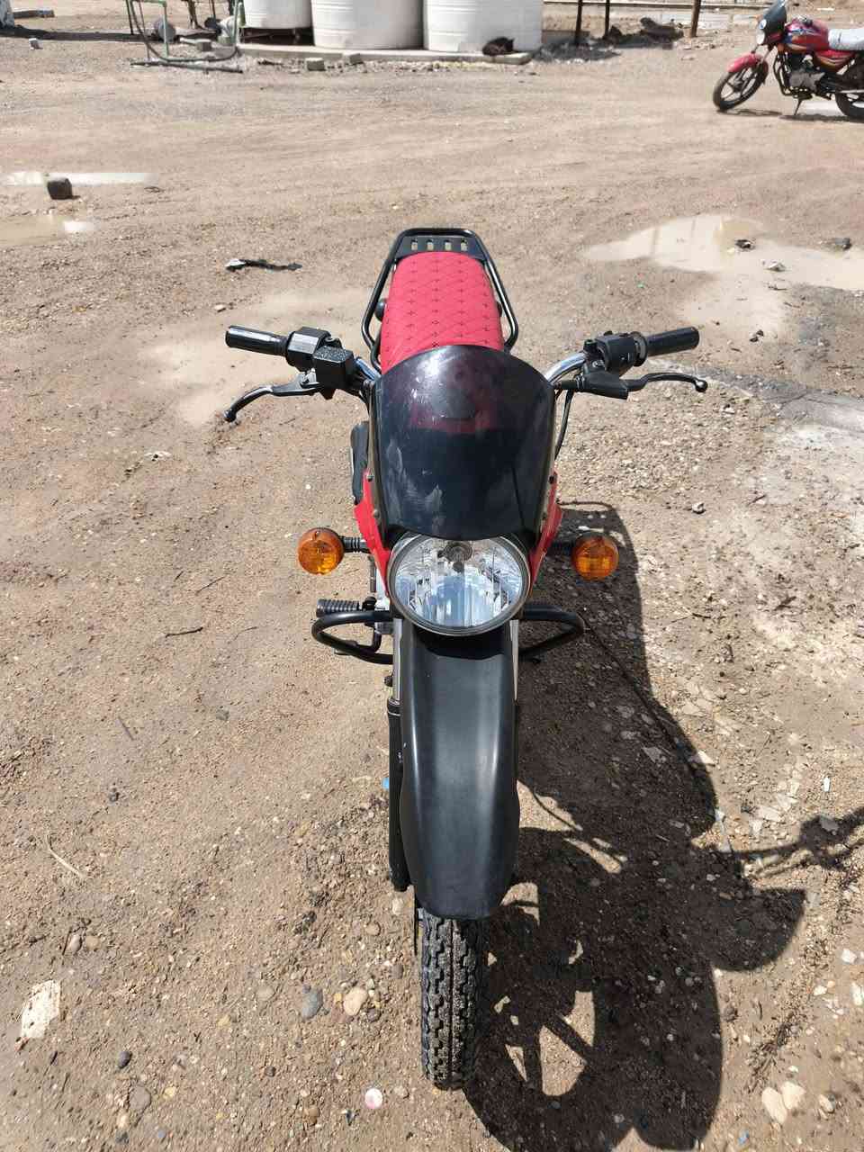 جبلي موديل 22 ويراقها شرط الترقيم وكيلها شاكر كهربائيات كلها شغاله  بمليون و350 وبيها مجال للشراي
 الكحلاء  ***********
