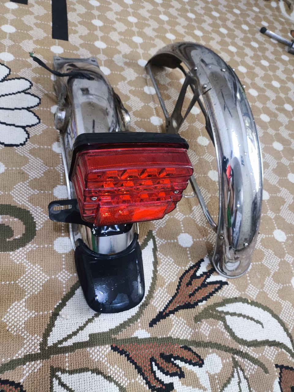 غراض نامه اصلي جاملغ وره وكدام وبك لايت لد بلاد ولايت نامه ويدات وهورن انتنس ودوسات نامه وسوبايه ام طابقين 
وكيجات ليزري بيعهن كلهن شلع


**إذا كنت صاحب هذا الإعلان وتريد حذفه لأي سبب، رجاءا أرسل رسالة إلى الدعم الفني**