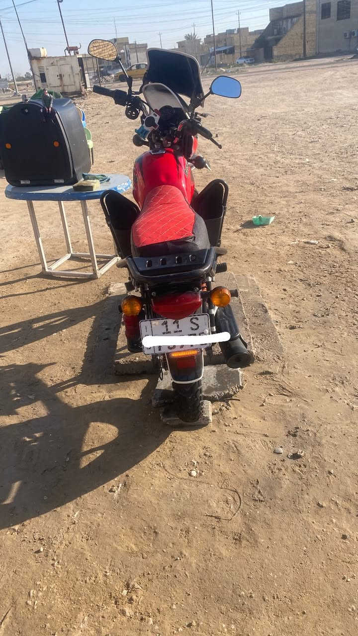 سلام عليكم دراجه بوكسر جبلي موديل 2023مرقم رقم نكليزي بسمي تحويل ثاني يوم دراجه مجفته شركه صاره شهرين دراجه خير من الله كفاله عامه دراجه معروضه (2مليون و400)وبيهة مجال للشراي 
تصال رصيد : ***********
تصال واتساب :***********
