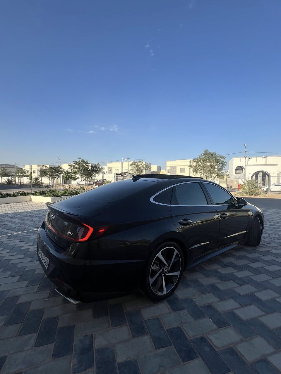 السلام عليكم جميعاً
سوناتا موديل 2023 فئةفول الفول

دهن موتل + فقط محسن 

حادث الجاملغ شويه شي بسيط وباب صدر مبدل 

بجم كبس 

سعر 168 وخابر وتاخذ عيوني

***********

  شنو ابالك بيها مواصفات

تشغل عن بعد  

رقم اربيل  تحويل وكالة حاضر حجم المحرك 1600تيربو  صاروخ 🚀 

السياره دخول جديد اربيل بسمي صديقي

1- بصمة ابواب لمس + تشغيل + صندوق

2- بانوراما ( فتحة سقف ) + بردة سقف كهربائي 

3- دشبول دجتال متغير 3 الوان

4- كشنات جلد

5- كشن كهرباء  2 امامي 

6- كشنات تدفئة تبريد

7- خزن 128 كيكا + ( android auto + apple car play)

8- 4 رادرات امامي وخلفي وجانبي + توقف تلقائي

9- اشاير في المري + نفطة عمياء في المري

10- انارة داخلية مركزيه 13 لون بلادي بيبان ودشبول

11- شاشة الحجم الكبير 12 انج + تحكم عام على السياره

12- سستم صوت BOSE الصوت 12 سماعة و دمام 2

13- لايت امامي 4 عدسات LED بكلايتات لد

14- هاندبريك بصمه + اوتو هولد للتوقف في الازدحامات

15- شاحنة طوارئ شحن سريع

16- منفذ USB امامي خلفي 

17- شفتات في الاستيرن كير ( تبترونك رياضي )

18- نظام المساعده على الاصطفاف

19- نظام الترحيب عنده الاقتراب داخل وخارج السياره

20- ويل سبورت حجم 19 

21- 4 وضعيات قياده + تغير اللون في الدشبول 

22- نظام تحديد المسار 

23- مثبت سرعه 

24- نظام مستشعرات في الباب من تنفتح الباب تتوقف السياره 

25- تبريد السياره بيانو 

26- كيجات الكتورنية

27- كير 8 نمر دبل گلج

السيارة مكانها : نجف الاشرف 

اي استفسار الاتصال على الارقام

 غير متواجد على فيس فقط واتساب

سعر 168وتاخذ عيوني  

--***********

واتساب او الاتصال :
