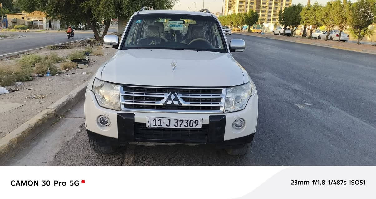 موديل ٢٠٠٨ مكفولة من كلشي السونار مرفق بالصور بدون صبغ بدون بارد بدون تبديل. تخم تاير جديد صدر جديد تبريد ثلج فتحة حساسات كاميرا خلفية كشنات جلد تدفئة وتبريد الكشنات الامامية مكينة ٣٥٠٠.رقم بغداد وهزة جديد.مكان السيارة المحمودية
***********
السعر ١٢٠
