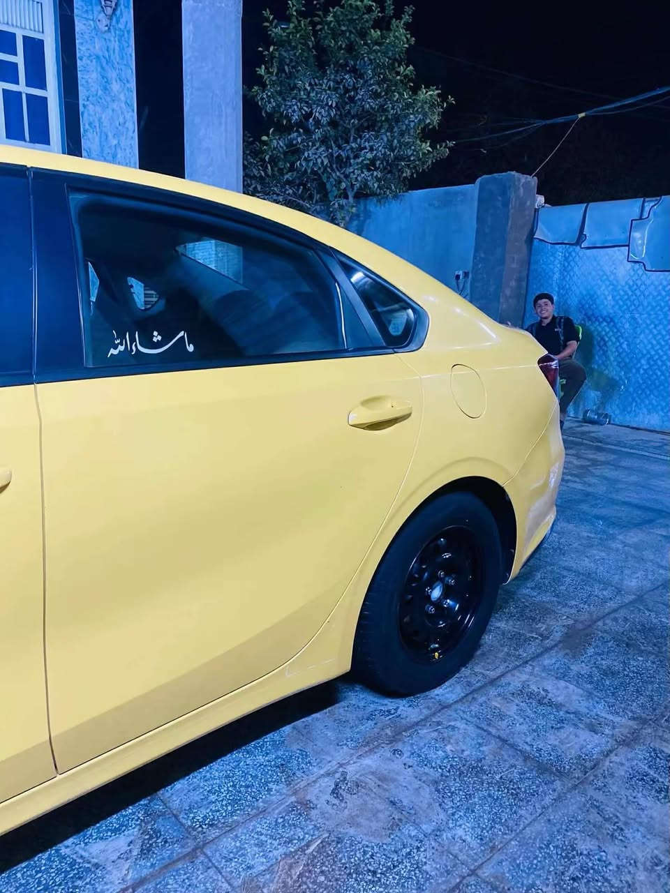 سلام عليكم فورتي 2019 وارد أمريكي سياره حادث بنيد ومصلح نفسه والباقي كفاله سياره خير من الله سعر 135انصل وخادم ***********
