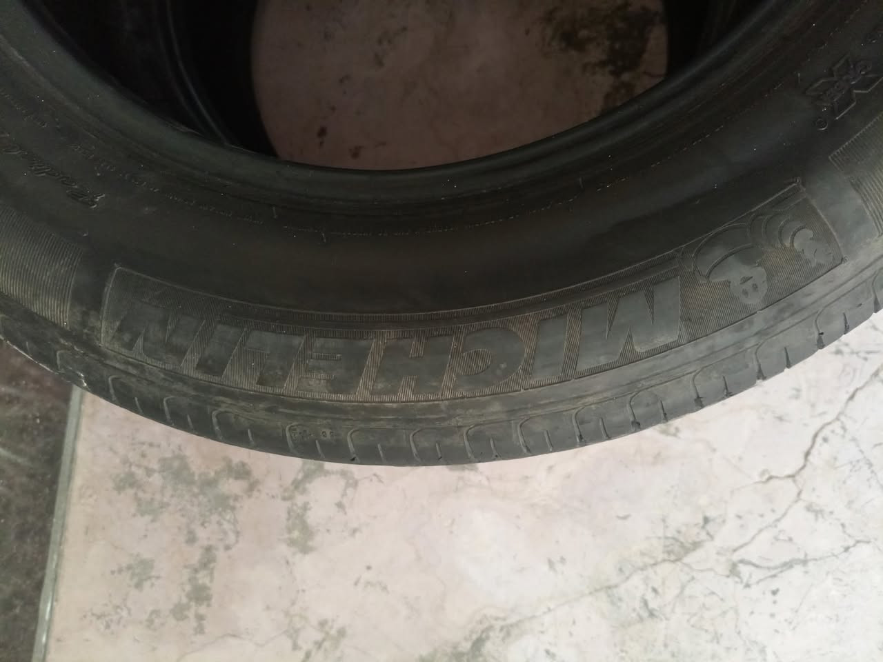 للبيع سعر60 نظافه 80٪عنوان بغداد المحمودية *********** الاتصال حجم 16
