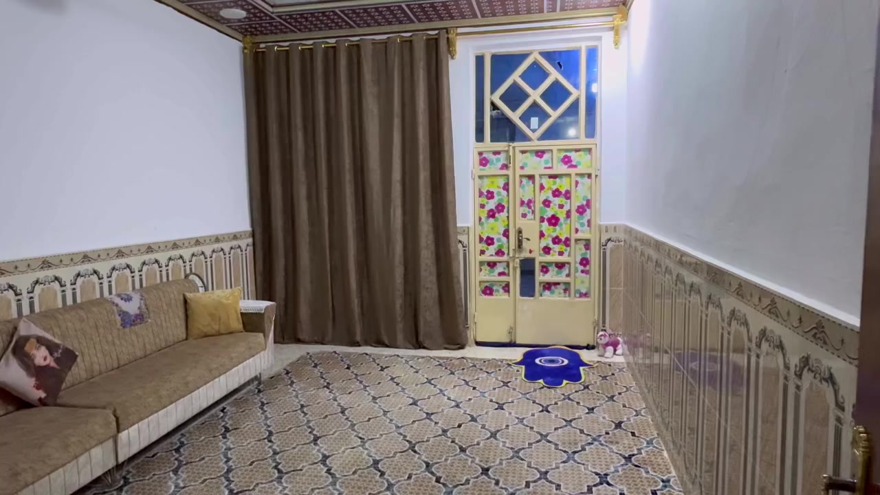 بسعر 35مليون فقط 

دار مساحة100م طابو سند 25 اكسيرات خلف المول 
بناء حديث مرتب
خدمات كاملة 
للبيع وبسعر 35مليون فقط 

مكتب سما بلدروز للعقار مدخل شارع العلوة خلف مول اكسيرات
***********
