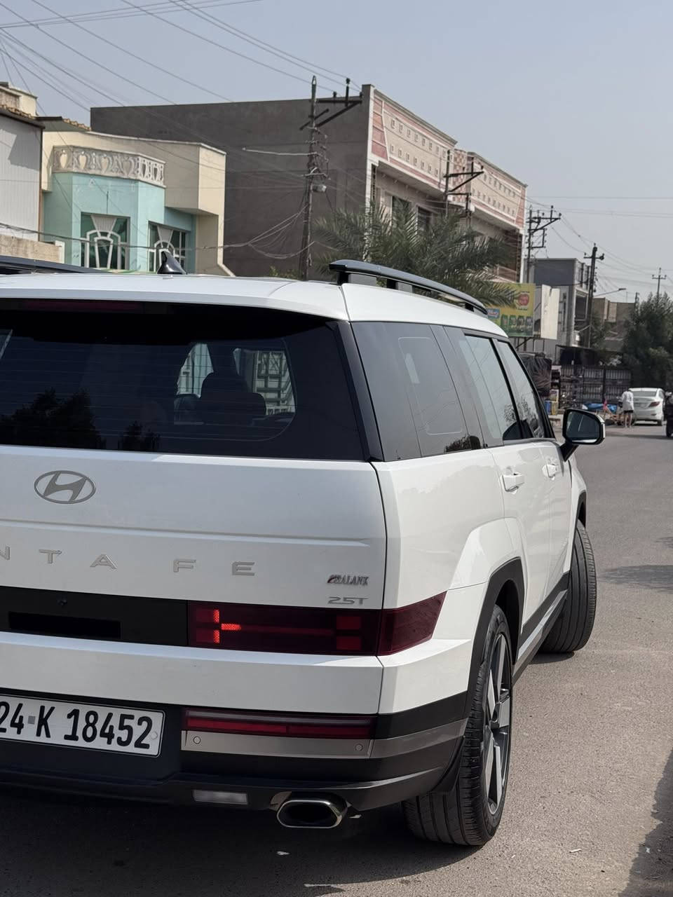 سلام عليكم 

سنتافيا 2024 خليجي الشكل الجديد 

ماشيه 40,000
المواصفات:

حجم المحرك 2500تيربو
مرتبط بناقل حركة أوتو 8 نمر 
مفتاح التشغيل بصمة 
تشغيل عن بعد 
فتح الصندوق كهرباء 
اريل نفكيتر 
حساسات أمامية 
حساسات خلفية 
لايت زينون + LED متصل 
بك لايت LED
دخول بصمة ذكي 
ويل كب 19 
اشارة في المرايا الجانبية 
المرايا قابلة للطي كهرباء 
ماسحة خلفية 
هاند بريك كهرباء ا ABS 
دشبول شاشة ديجيتال 
شاشة Apple Car play 
كاميرا دوارة 
شفتات مقود 
مثبت السرعة Cruise 
المودات والاوامر الصوتية 
ا Bluetooth / T YPCE 
شاحن هاتف Wireless 
مخرج منفذ الطاقة 
7راكب 
3 قطع تبريد 
أوضاع القيادة Drive Mode 
أوتو هولد Auto Hold 
نظام مانع الانزلاق 
نظام نزول المنحدرات 
حاملات الأكواب 
بردات أبواب خلفية 
كشن كهربائي السايق
طي الكشنات كهربائية

📍مكاني بغداد

  والاستفسار: ***********
