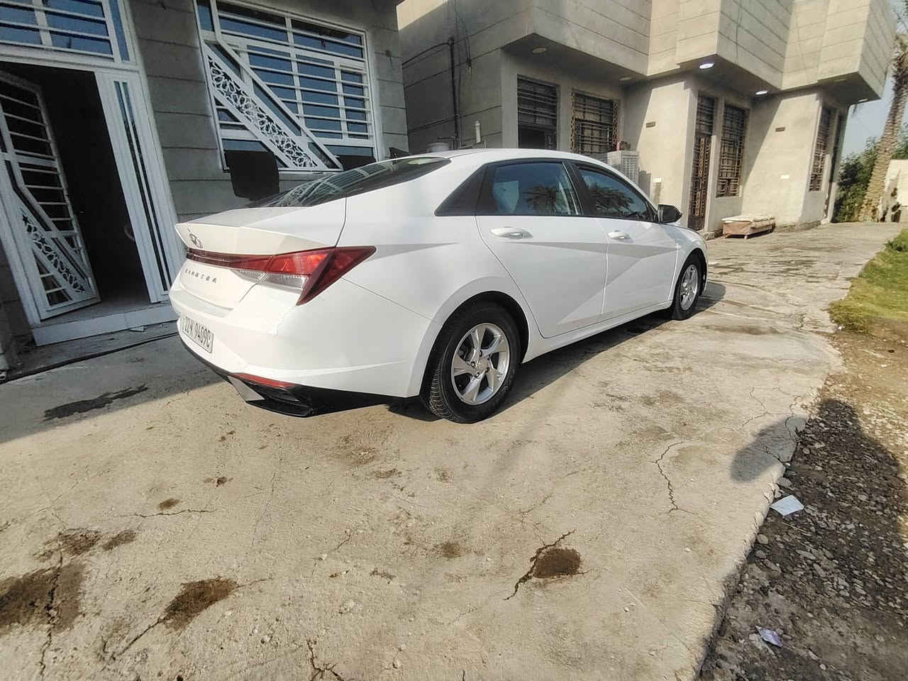 السلام عليكم
الانترا موديل ٢٢ للبيع
وارد امريكي بدون حادث
بيها بارد بلجاملغ الايسر فقط موضح بلصوره
السعر ١٥٠
مكاني حله
للاستفسار ***********
