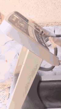 جهاز جري مرتب يحمل وزن 300 مال قاعات.
للتواصل ***********
