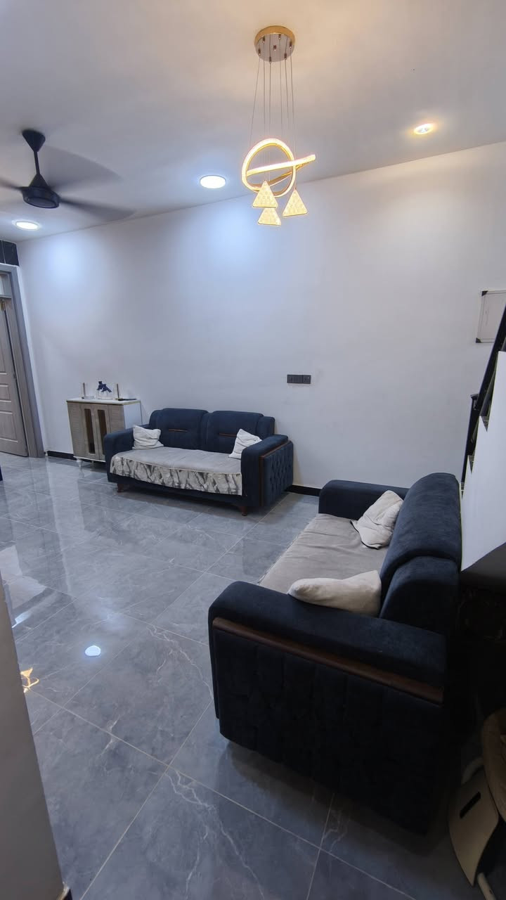 السلام عليكم اخوان عندي بيت للبيع 🏡
السلام عليكم اخوان عندي بيت للبيع 🏡
📍📍الدورةهور رجب مكانه كلش مميز مساحه 100متر 
                          بناء كلش مرتب ومعتنين بي
خدمات ماء فول يصعد بدون ماطور كهرباء تبليط عرض الشارع 10متر نت ضوئ والمميز انو ماكو جار صاد عليك الشارع بس الك طبو سند 25تحويل قرار محكمه يبعد على شارع 60... 5دقايق 
للستفسار التصال على ***********يوجد واتساب
