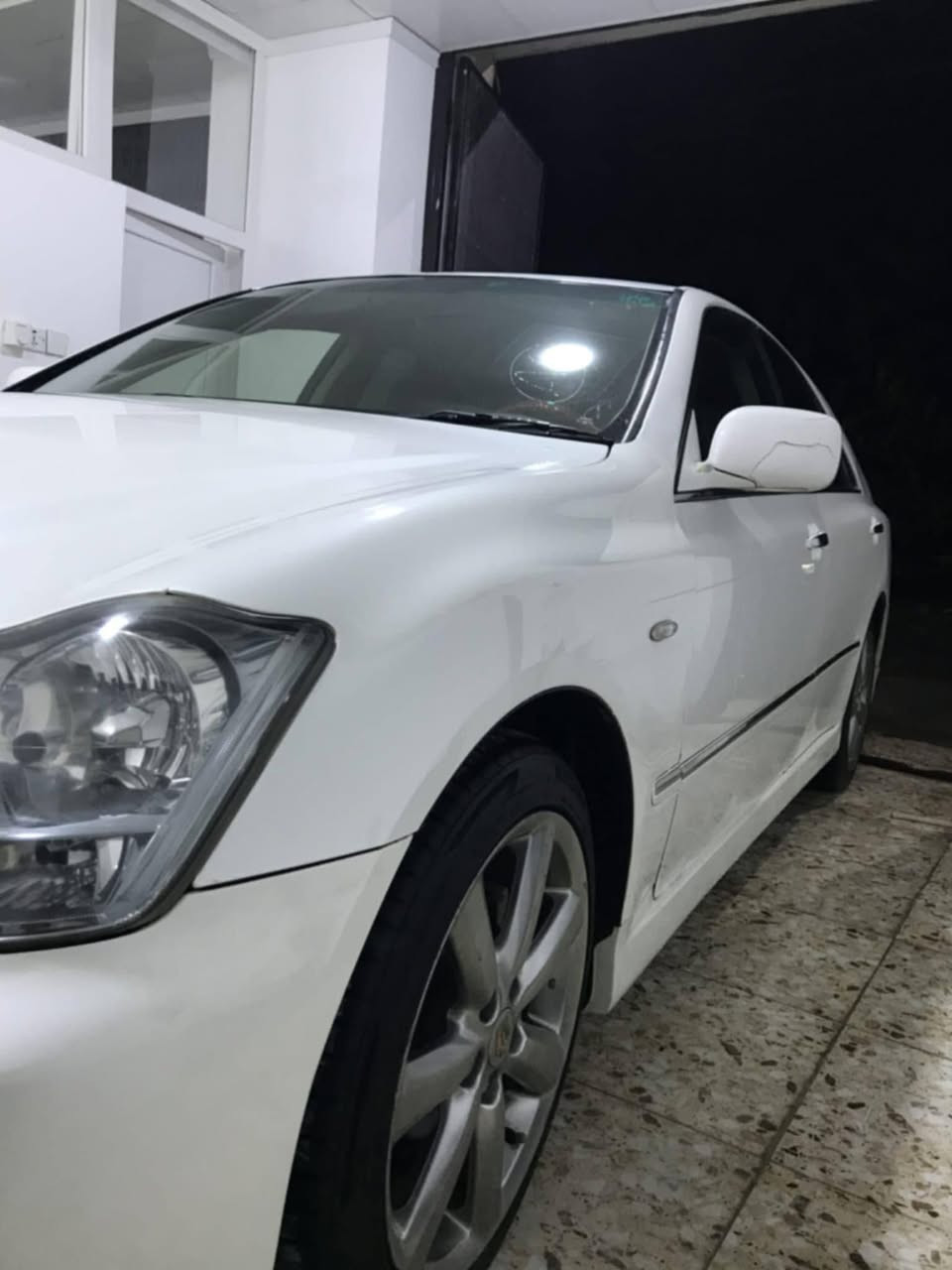 شاهینە
بچوک بە بچوک
بێ دەعم و لێدراو
بێ دوکەڵ و بوغار 
 سارەی ماڵانە ئمەحرەز نیە 
کوشن جڵد هیتەرە
ساج سورە
ناو ڕەش
ویل دینگە
تایەی لۆکن تازە بەستراون
برێگی بەستراوە
هەرچی عەیب بێت لەم سەیارەیەدا نیە عەیبێک بەقەدەرنوکە دەرزی
شوێن قەڵادزێ 
بۆ معامەلەی بن 50 گەڵا نامە و تێل مەکەن با سەری یەکتر نەهێشێنین
***********
