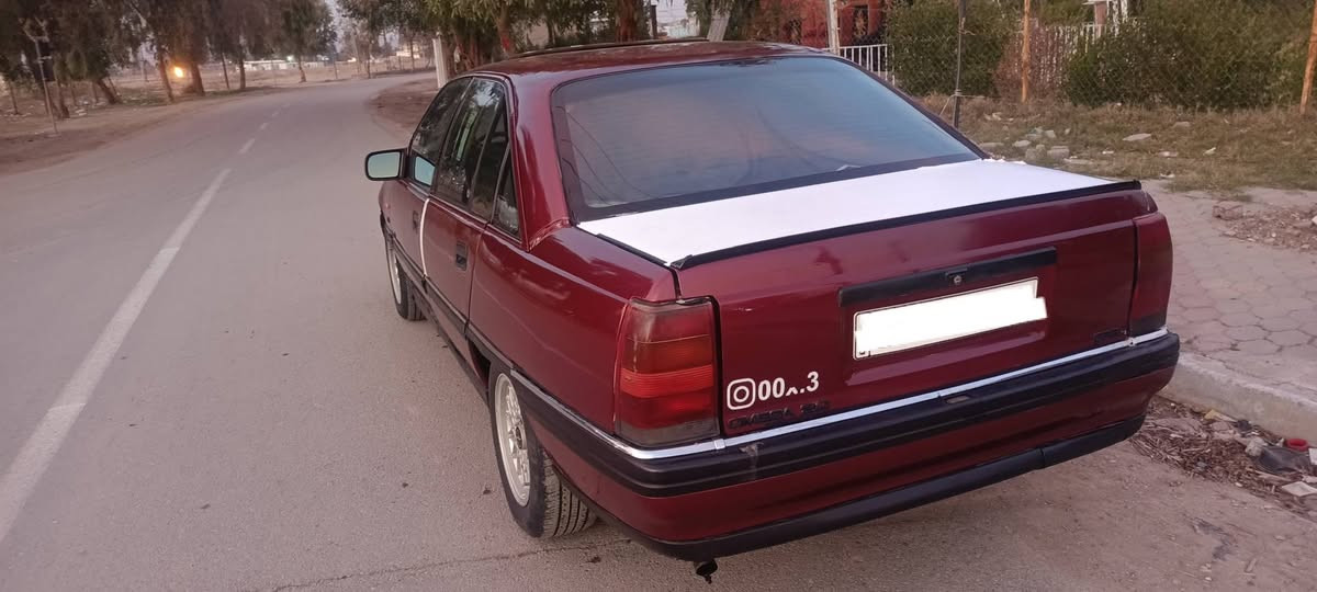 اوميكا موديل 93 حجم 20 سنوية لل29
مصبوغة جمالية بدون ضربه بدون خياسات!!
كير شاصي اكسل شرط!! بس المحرك بي تنقيص قليل
السعر 40 وبيها مجال !! المكان كركوك قضاء الدبس
للاستفسار اتصل بالرقم ***********
