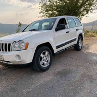 ٢٠٠٥ قطه وحده صبغ  داخل أصفر دبل أكسل ٨٨ بيها مجال  ٠٧٧١٥٦١٩٧٩٤