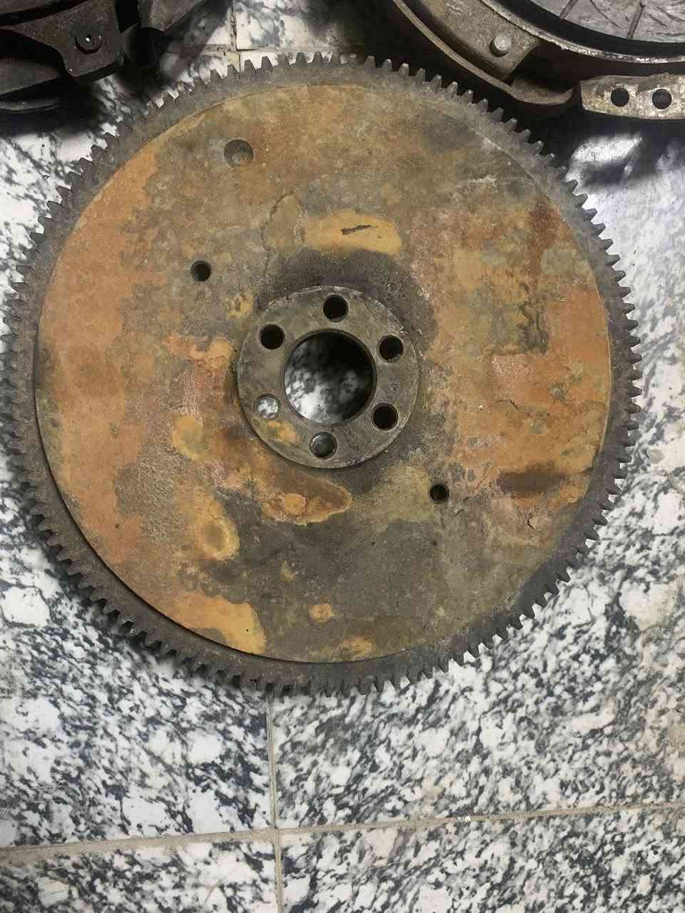 سلام عليكم  غراض جنبي تفصيخ.    فلاوين. مبريسر شغال   دكشن. حار  ودشكن بارد وعينه وصينيه   فور واي وثري واي  قيم. واخذ  مكان حله  سيف سعد. ***********
