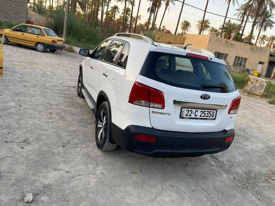 كيه سورنتو موديل 2010 فول مواصفات  7 راكب 3 قطع تبريد مكينه 3600 بصمه بنراما سعر 135  مكان كربلاء الحسينيه ***********
