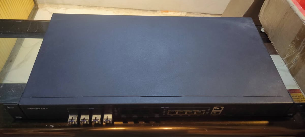 جيبون اولتي 8 بورت sfp و4utpومدخل سستم ومدخل كونسل 512يوزر 10كيكا جديد ممستخدم بكارتونه هاي تفاصيله معرف سعره بل سوك مشتري من زمان السعر 300$وبي مجال مكاني موصل ادزه توصيل تفحصه كدامك يله تدفع فلوسه جهاز ممستخدمم
***********

***********
