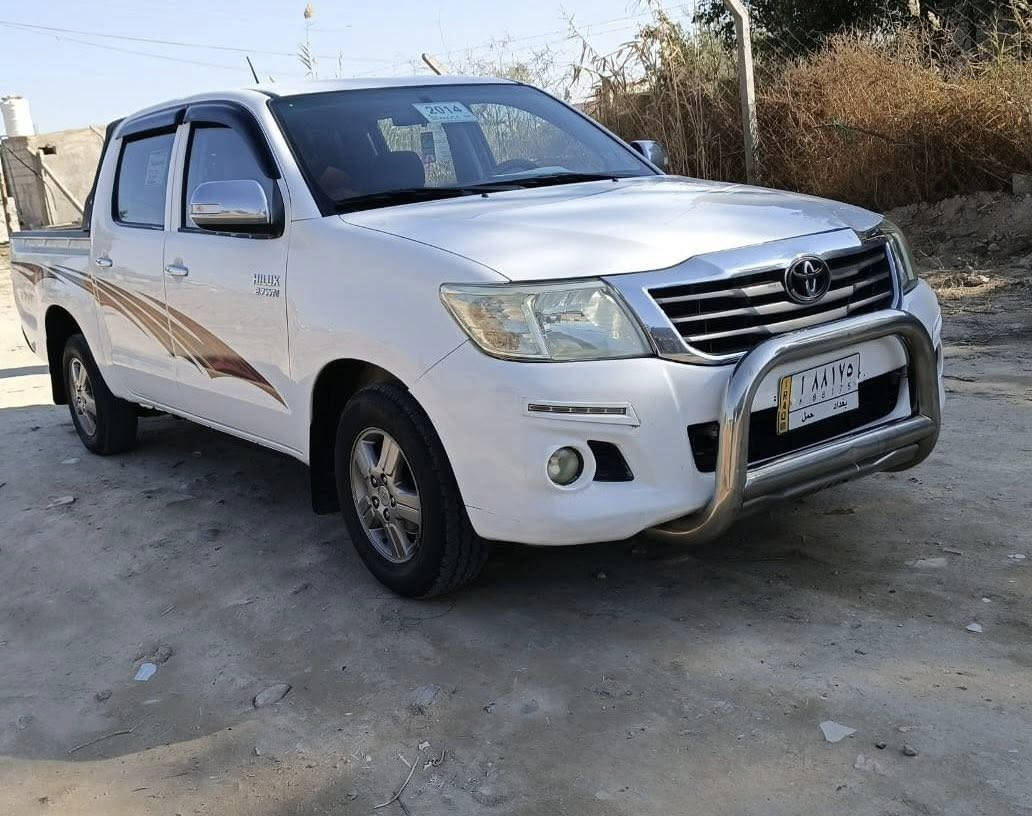 سلام عليكم سيارة البيع بيكم هالوكس سعوديه
مكفوله كفاله عامه موديل 2014رقم بغداد 
سياره مال جناي جديده مكفوله محركً وكير اوتماتيك وحداديه جديدهً مكاني بابل المسيب 
السعر 220وبي مجال الاستفسار عل رقم ‭

‭0773 368 2821‬
