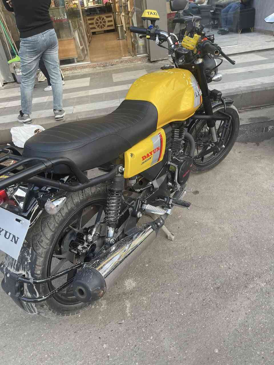 سلام عليكم دايون لأني جديده الدراجه بس منفيس الدراجه ما مفتوحه مكينه وكاله كشرها يخبل  اي استفسار اتصال ***********مكاني بغداد كراده
