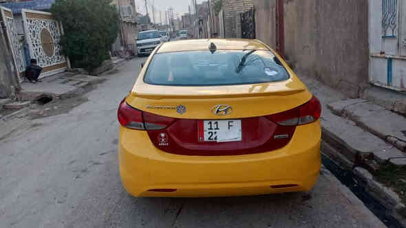 النترا 2012 وارد امريكي فول 1/1 لمتد أعلى فئه السياره جاهزه مكينه 1800وش مكينه وكير خير من الله تخم تاير جديد صدر امامي وخلفي جديد تبريد ثلج تدفه شغاله مدوشمه جديده بسمي مصفره هيئة والغرامة وسنويه جديده هزه جديد رقم دولي بغداد الإنكليزي 
فول 1/1 
بصمه 
بصمه ابواب 
فتحه سقف 
شاشه اندرويد 
كامره خلفيه دواره 
تحكم اربع جهات 
مانع انزلاق
ايكو 
مري شفط 
اشاير بلمري 
نظام سبورت 
اربع انظمه قياده نورمال ايكو سبورت 
سياره احلى من الصور وانظف 
بعد بيهه هواي مواصفات والانتره معروفه مواصفاتها
عنوان بغداد المعامل  السعر 110 رقم ***********
