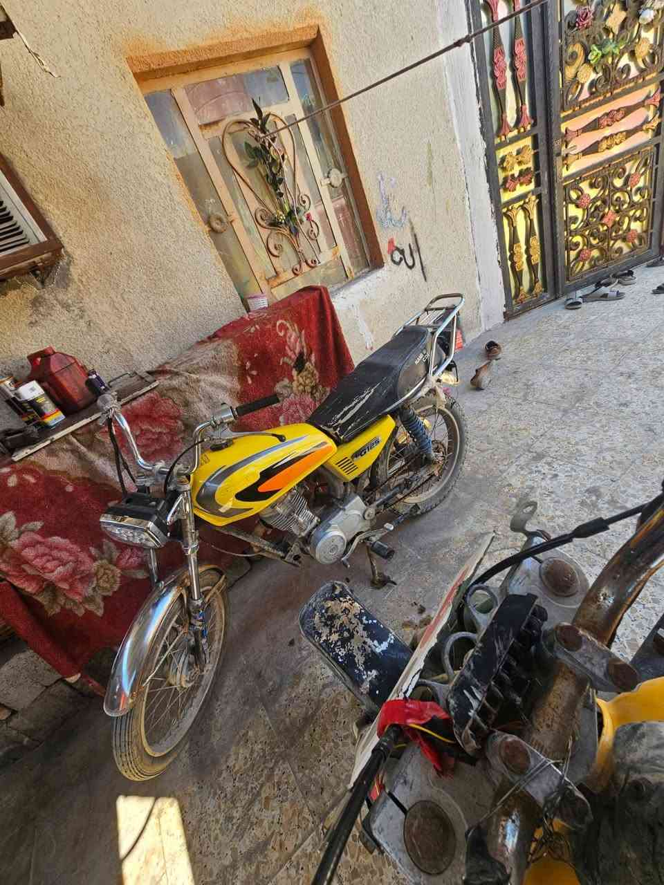 دراجه ايراني مكينه نامه ما تبخر ما ناقصه برقي بس زنجيل مايفيد كلك كلك
سعر 👈🏻***********
