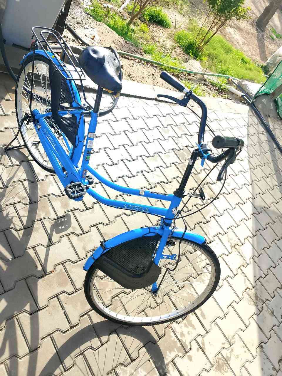 هاذ البيسكل لبيع ادخل خاص(***********)
