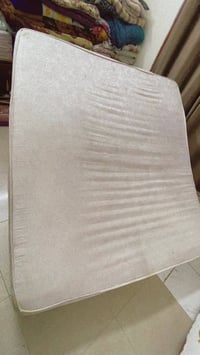 نفرين • ١٨٠ب٢٠٠ • سفنج نظيف