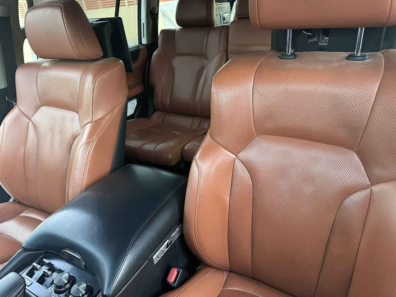 لكزس مديل 2017.
مكفولة ماشية 106 اعلى فئة بل لكزيس

بريمية كشنات مشمشي فتح بل سقف

هيدروليك فول كمرات وحساسات 

رقم السياره حلو مميز نمره بغداد

للاستفسار ***********
