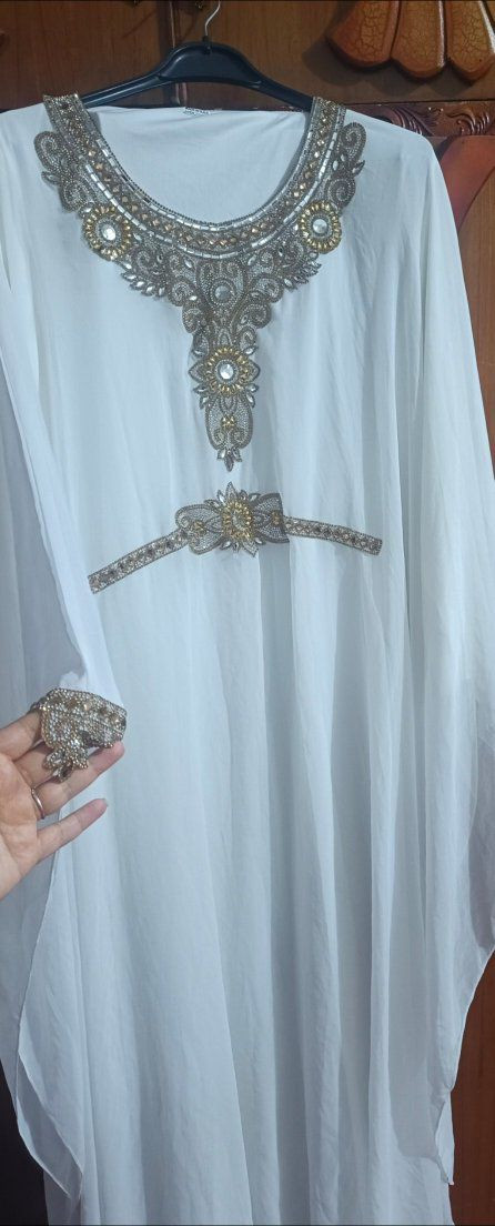 ملابس نضيفه حيييييييل وبسعار مناسبه


**إذا كنت صاحب هذا الإعلان وتريد حذفه لأي سبب، رجاءا أرسل رسالة إلى الدعم الفني**